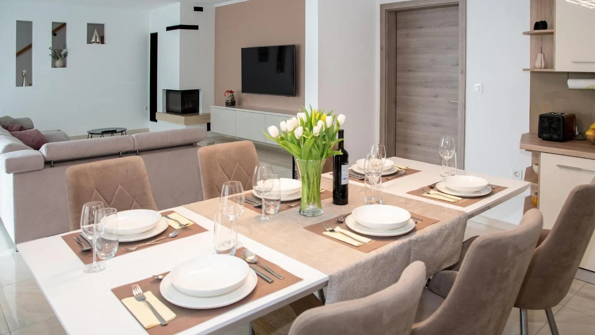 Gorgeous Home In Smrika With Sauna Holiday home