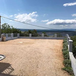 Diana Apartman